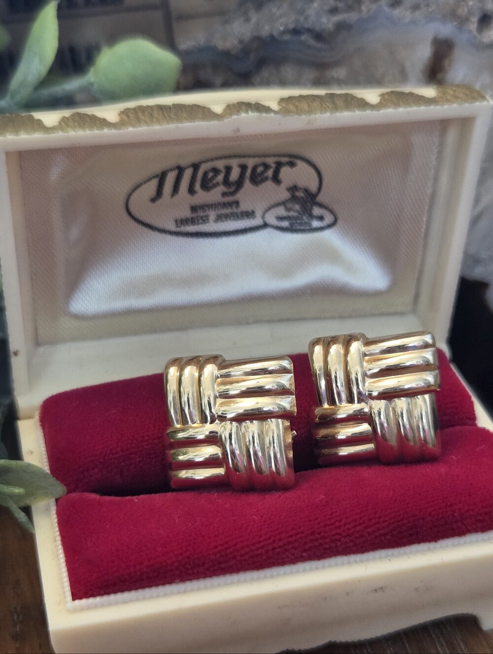 Stunning And Timeless Vintage Solid 14k Stud Omega Back Knot Earrings